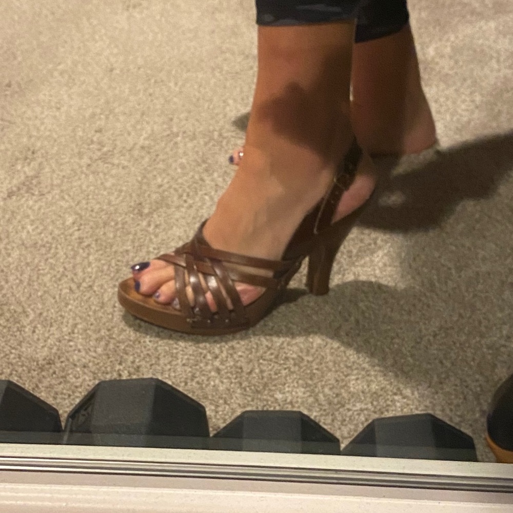 Scrappy heels